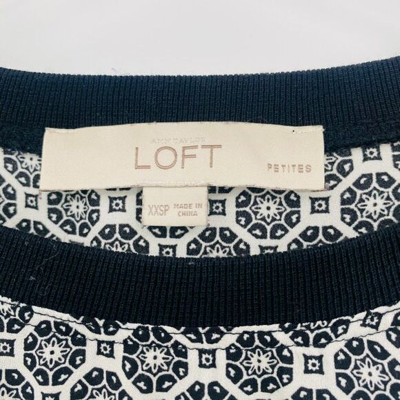 LOFT Size XXSP Black & White Geometric Print Long Sleeve Popover Blouse Top - Picture 6 of 9